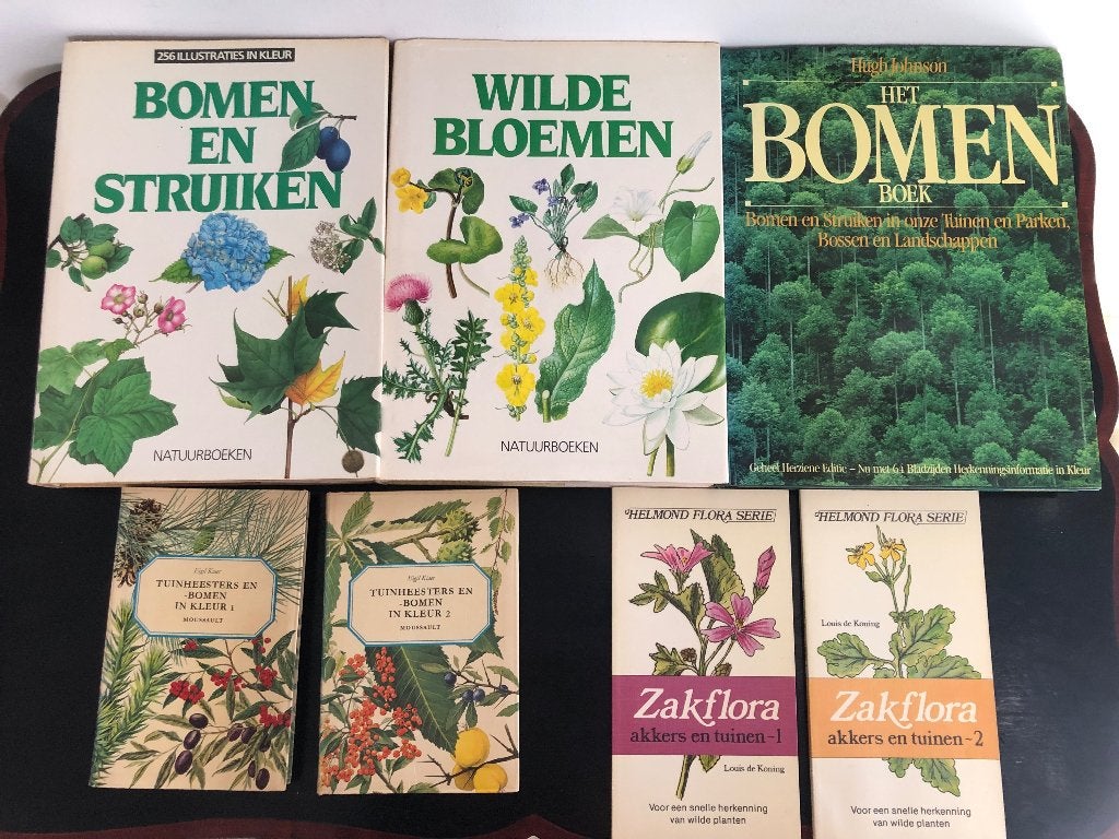 Set van 7 boeken; wilde bloemen, bomen determineren, Ophalen of Verzenden, Gelezen, Bloemen, Planten en Bomen