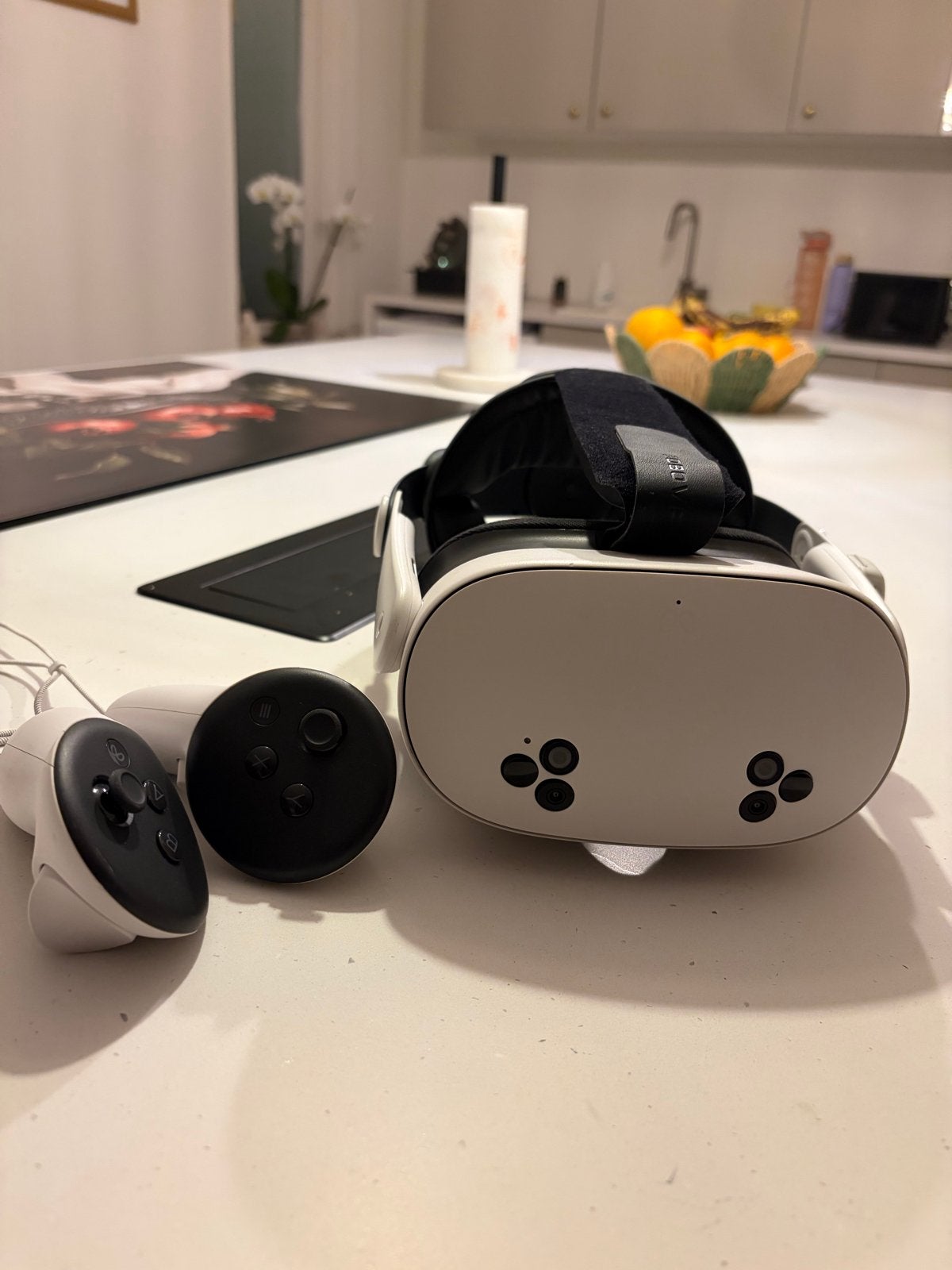 Oculus Quest 3 met comfortabele headstrap, Spelcomputers en Games, Ophalen of Verzenden, Zo goed als nieuw, VR-bril, Overige platformen
