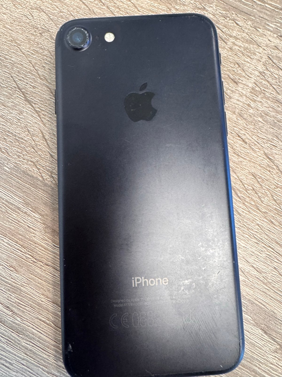 iPhone Zwart - Gebarsten scherm - Voor onderdelen, Telecommunicatie, Ophalen, Overige modellen, Zwart, 32 GB