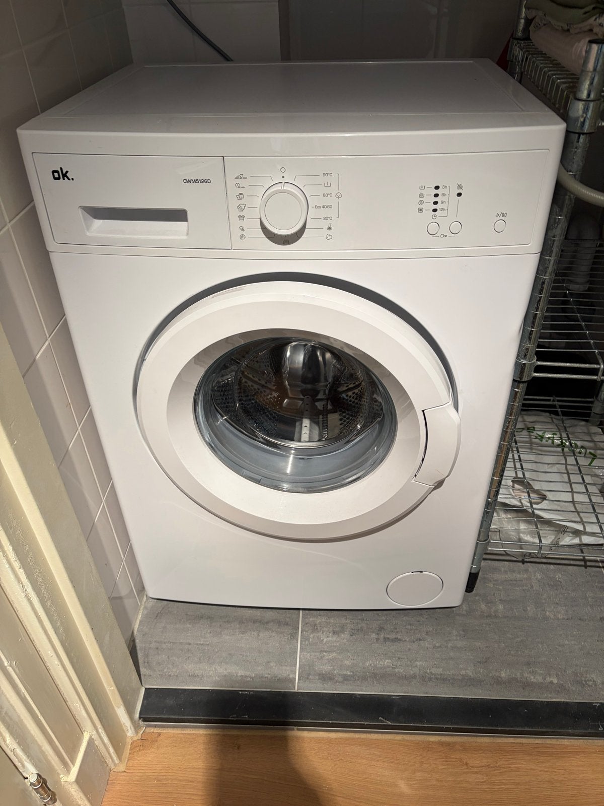 Wasmachine 5kg, Ophalen, Minder dan 1200 toeren, Minder dan 85 cm, 4 tot 6 kg