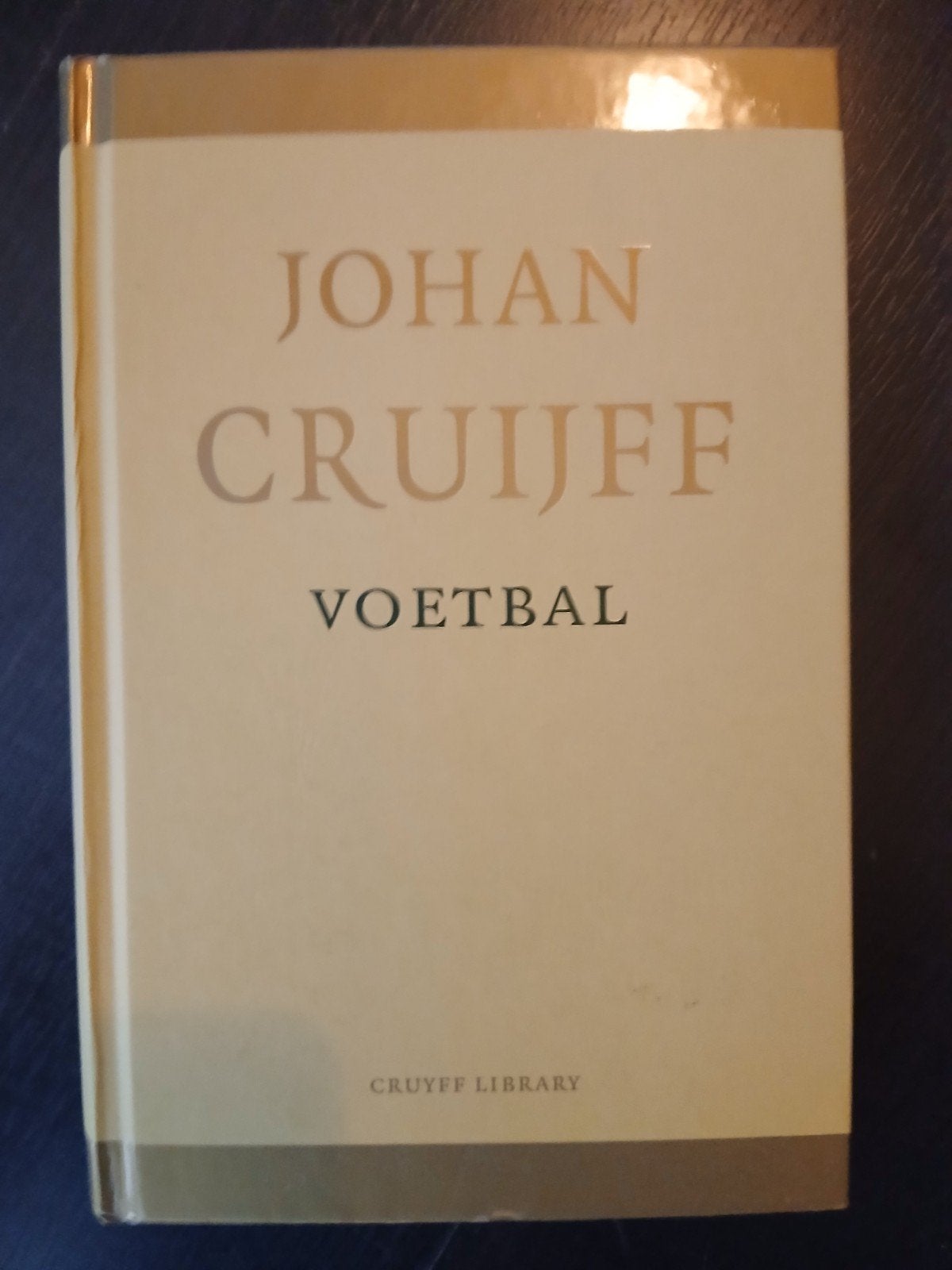 Johan Cruijff Voetbal - Cruyff Library, Ophalen of Verzenden, Zo goed als nieuw, Johan Cruijff, Balsport