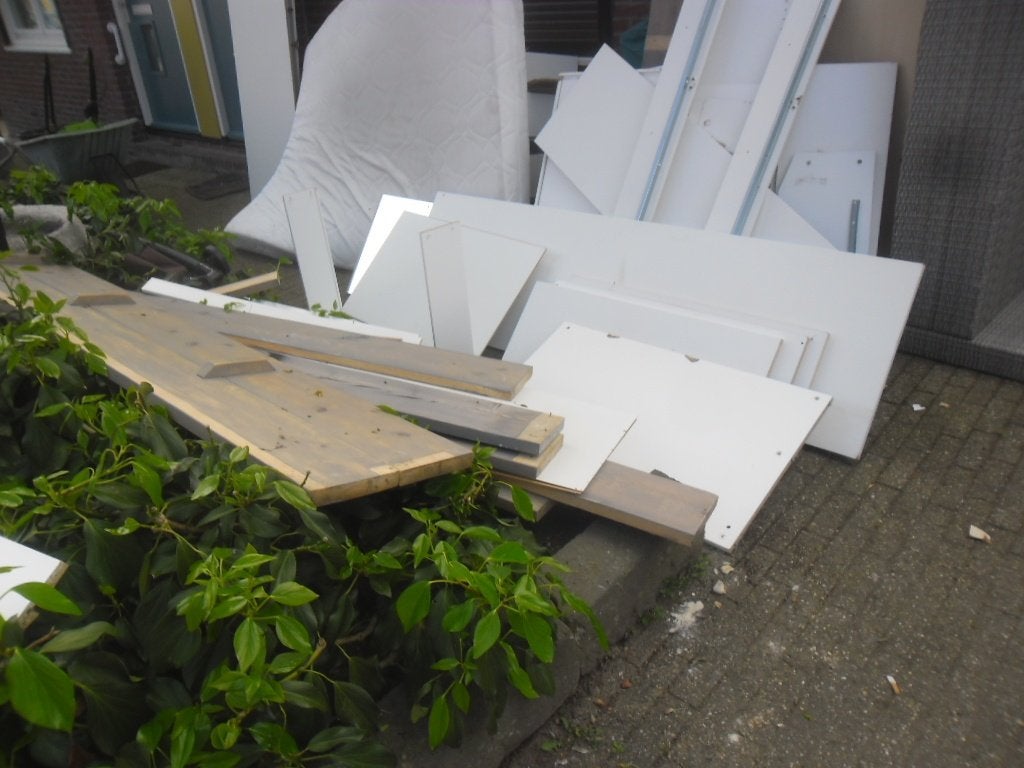 kledingkast of andere meubels wat u weg moet hebben, Ophalen, Zo goed als nieuw, 200 cm of meer, Met lade(s)