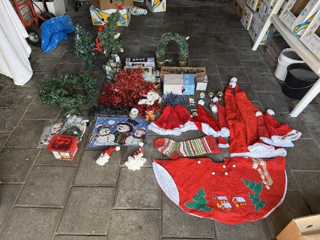 3 Bananendozen vol met Kerstversiering / Kerst, Diversen, Ophalen, Gebruikt