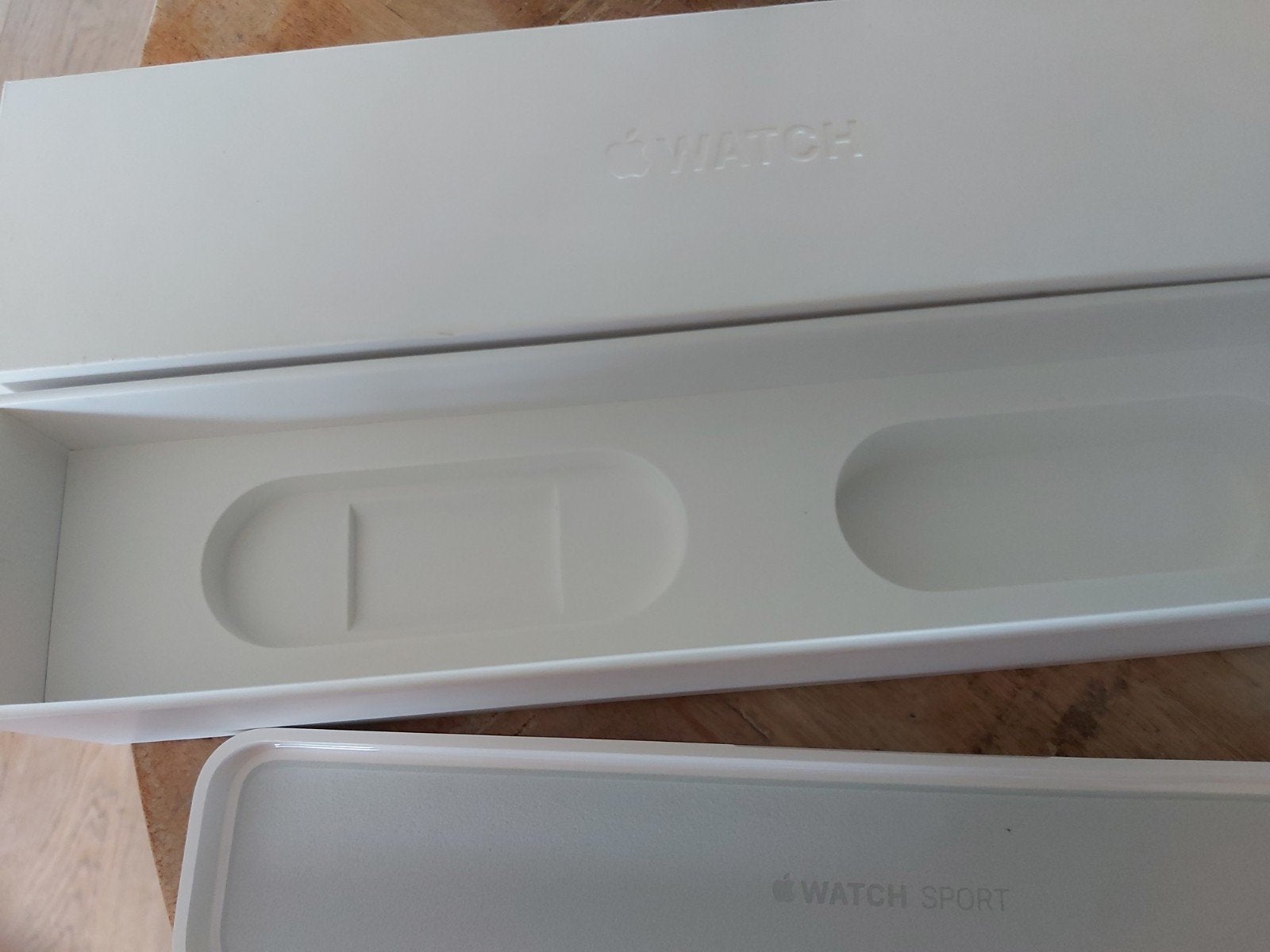 Apple Watch Sport doos - Lege verpakking, Sieraden, Tassen en Uiterlijk, Ophalen of Verzenden, Zo goed als nieuw, Apple