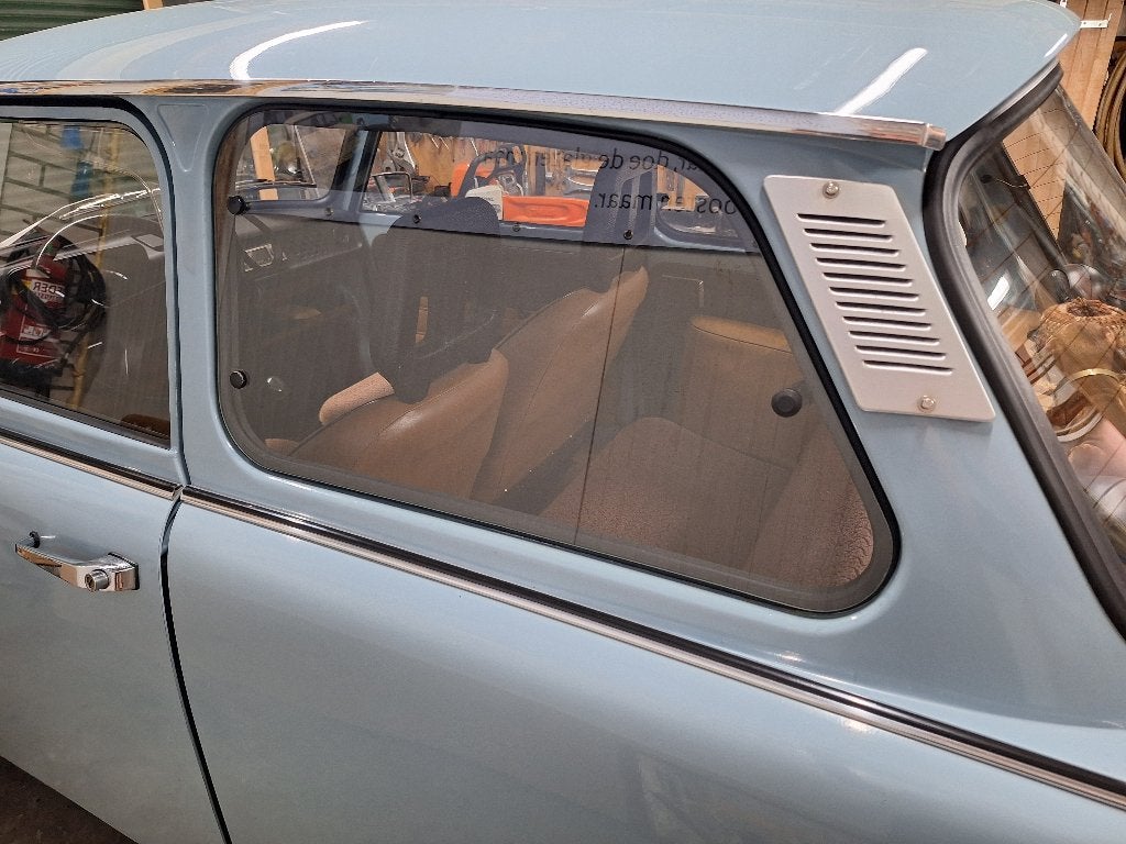 Trabant 1 1 ( 4 takt ) compleet gerenoveerd, foto 9