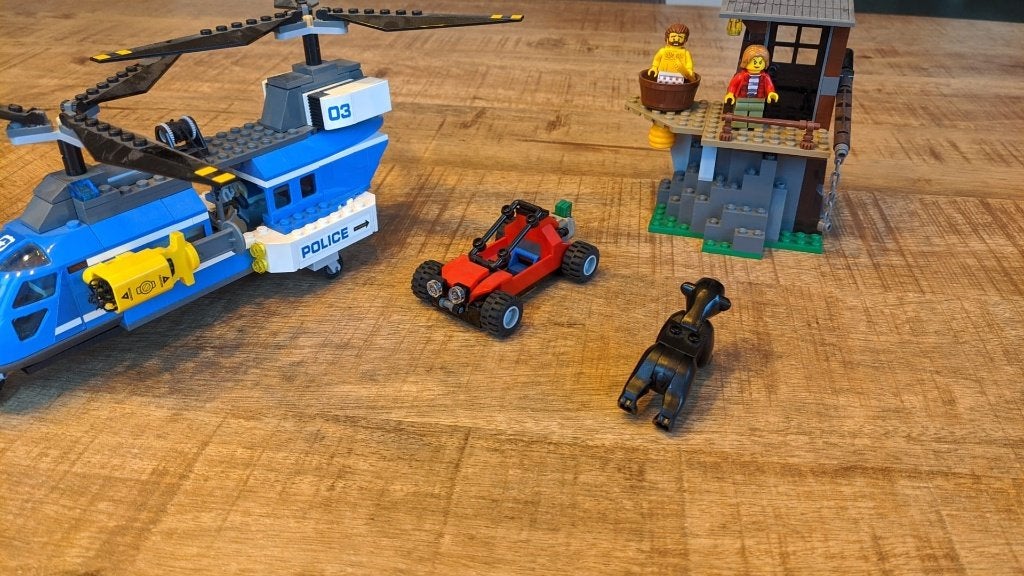 lego 60173 bergpolitie helikopter en boomhut, Kinderen en Baby's, City, Lego, Ophalen of Verzenden, Zo goed als nieuw