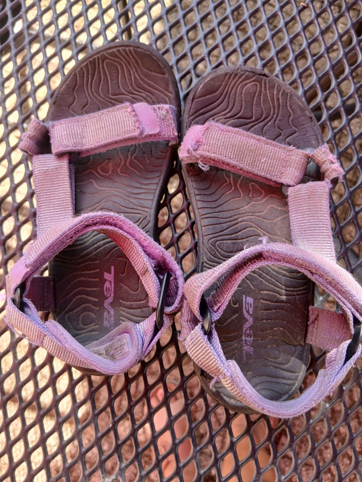 Teva kindersandalen maat 28 lila kleur., Ophalen of Verzenden