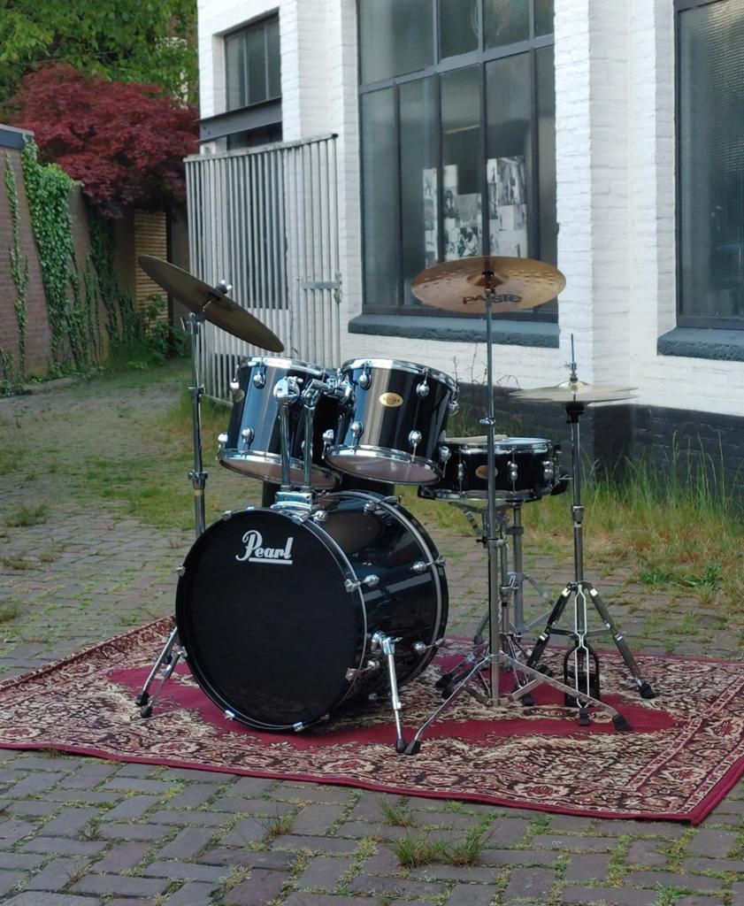 Pearl Target Drumstel met Paiste en Zildjian bekkens, Ophalen, Zo goed als nieuw, Pearl