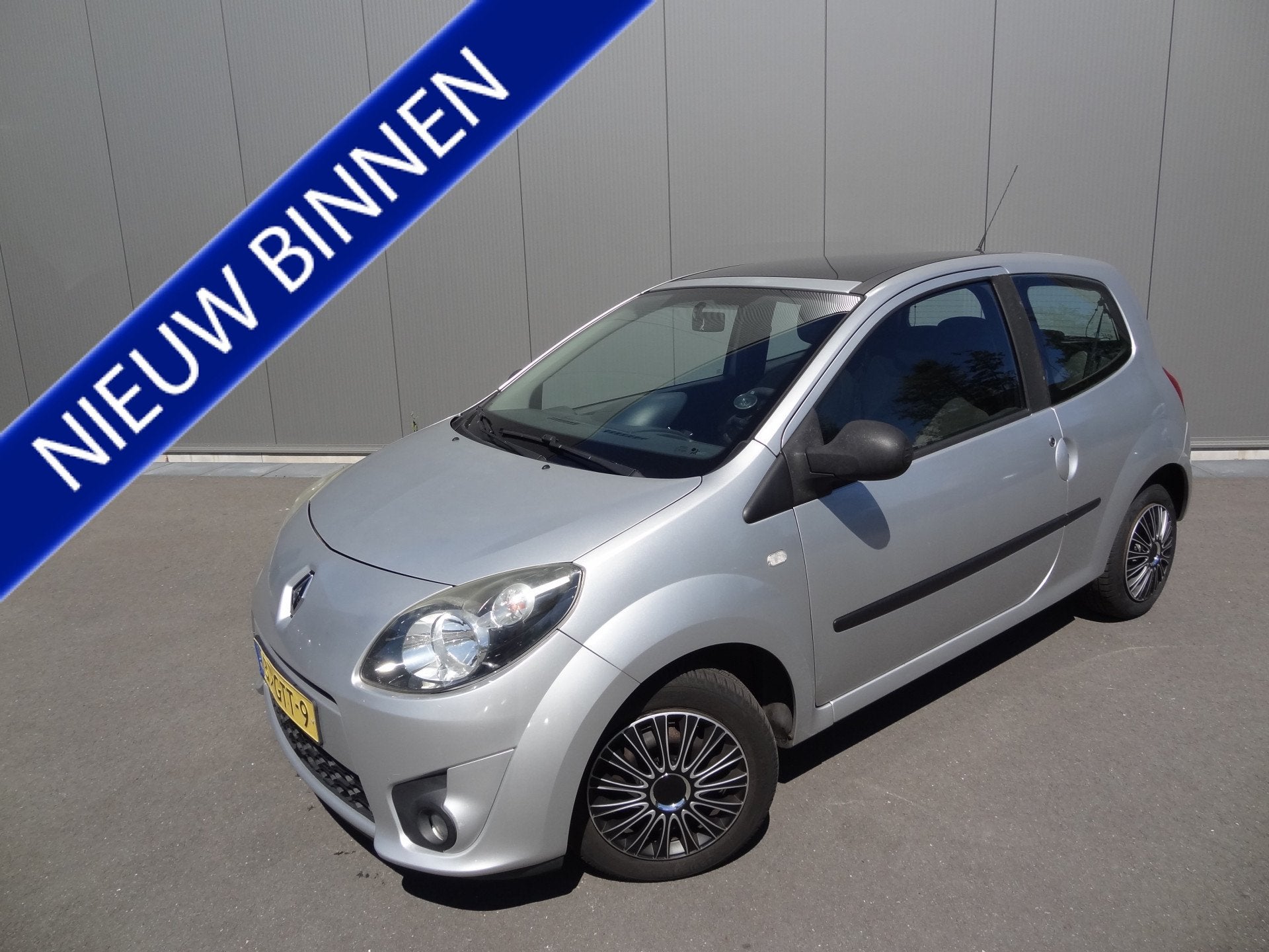 Renault Twingo 1.2 | PANO | AIRCO | NL-AUTO (bj 2008), Voorwielaandrijving, Gebruikt, 31 €/maand, 4 cilinders