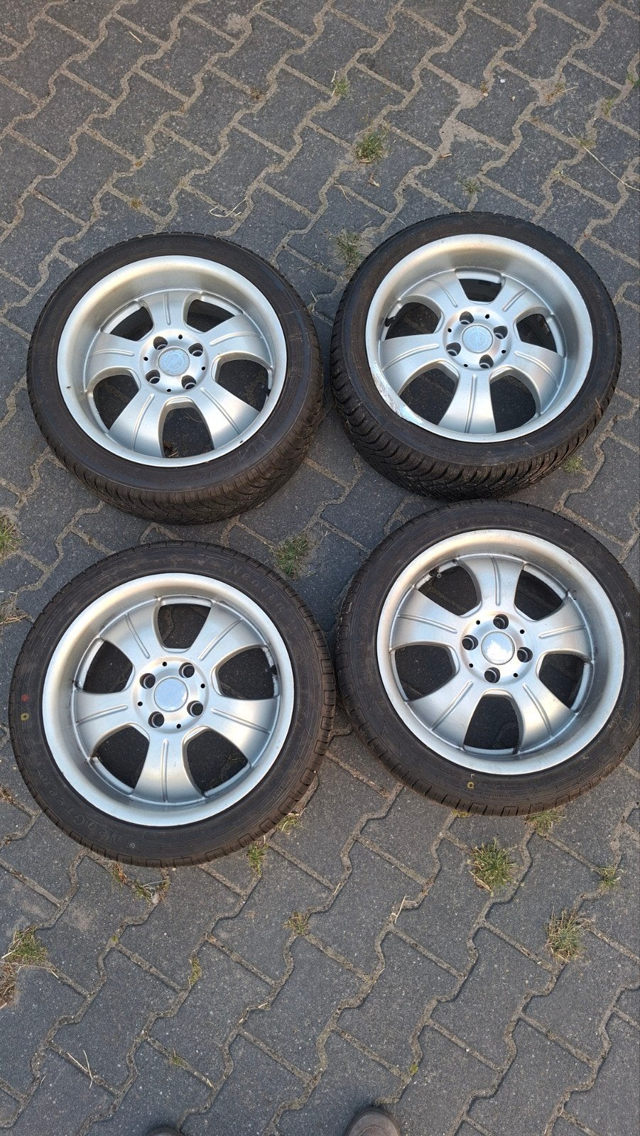 Sportvelgen 4x100 met 4 zeer goede banden, Ophalen of Verzenden