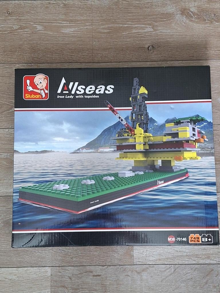 Sluban Allseas Iron Lady & Pioneering Spirit bouwsets, Ophalen, Gebruikt