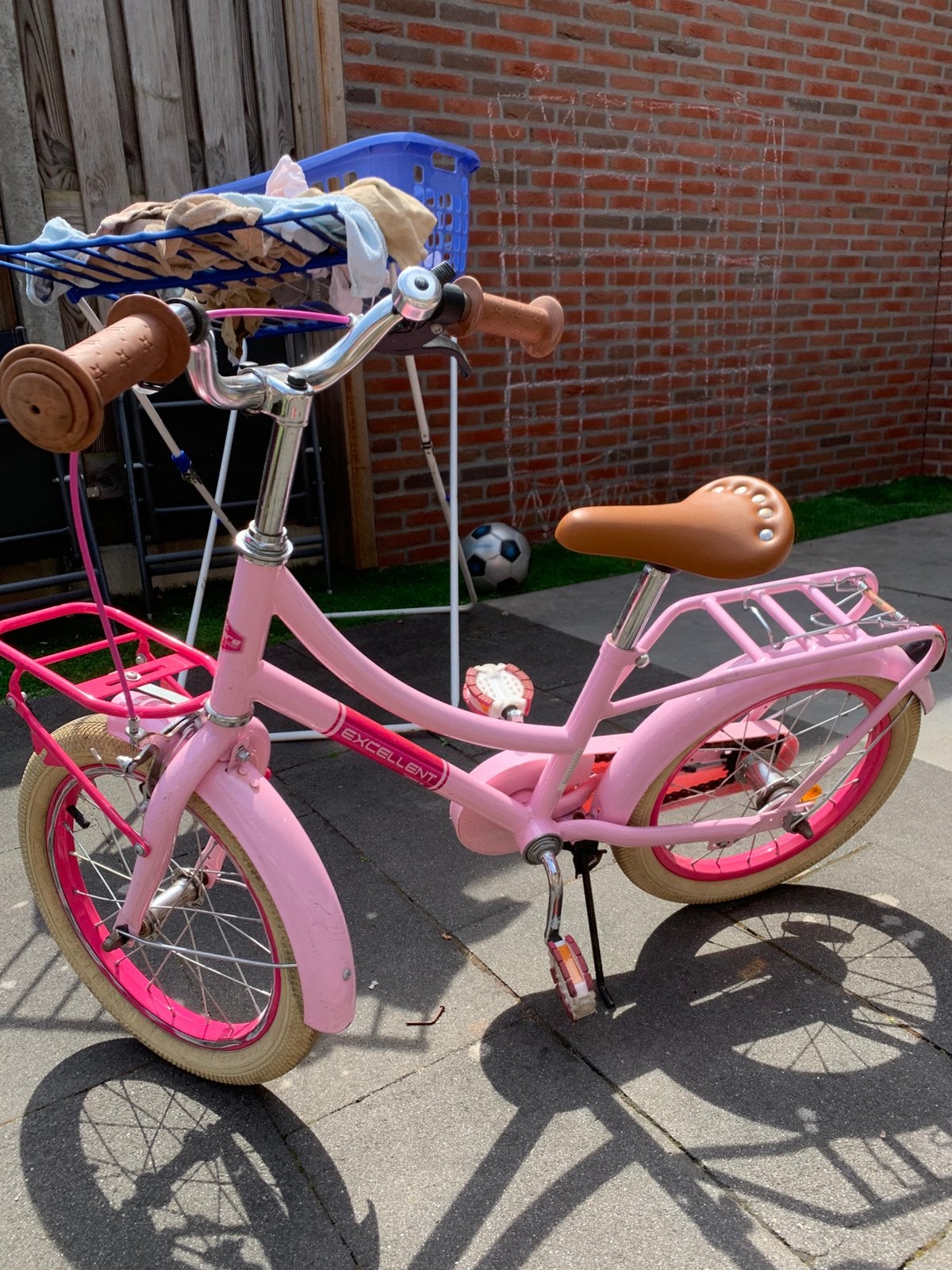 Cortina dames fiets en roze meisjesfiets, Fietsen en Brommers, Fietsen | Meisjes, Ophalen, Zo goed als nieuw, 24 inch