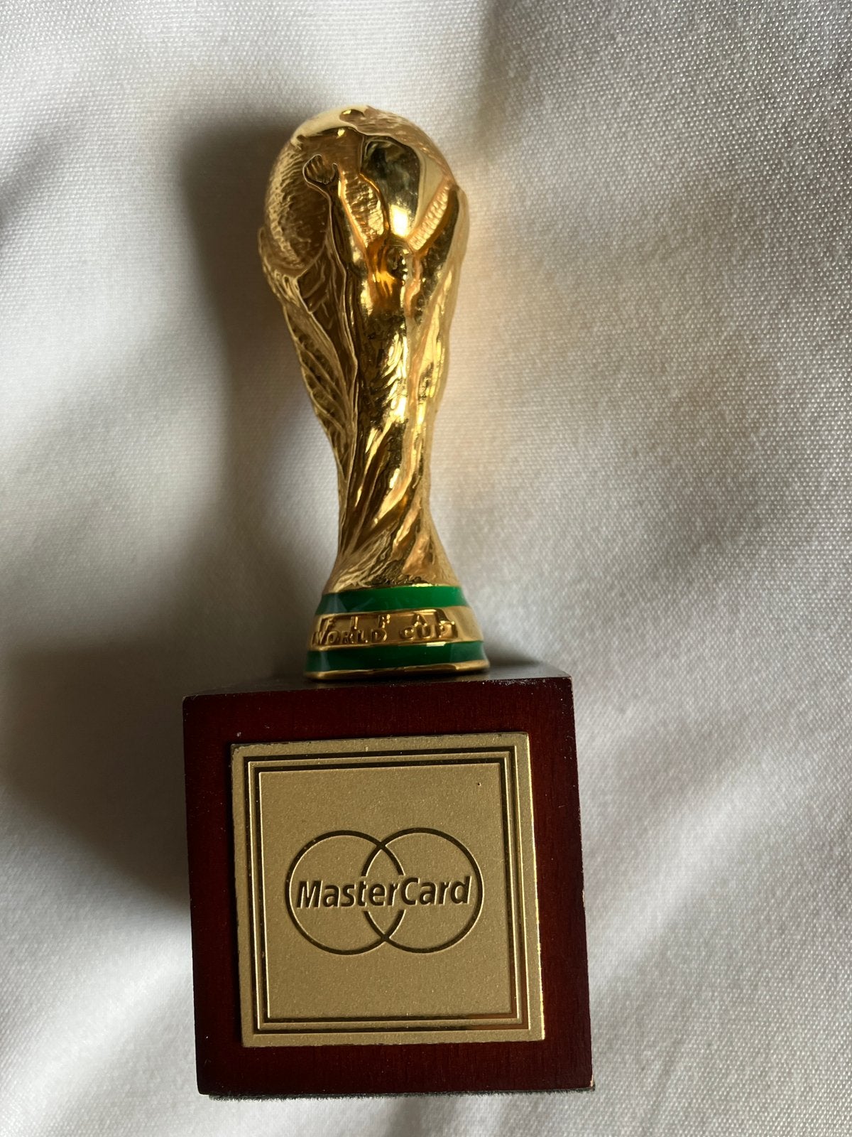 FIFA World Cup Germany 2006 Trofee Replica Mastercard, Ophalen of Verzenden, Zo goed als nieuw, Overige sporten, Beeldje of Poppetje