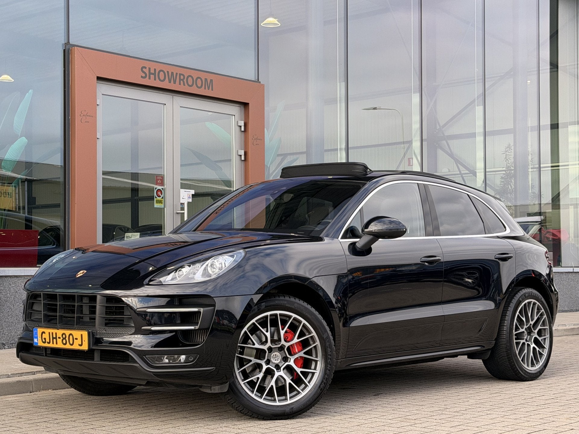 Porsche Macan 3.6 Turbo | Pano | Bose | Memory | Cruise | Lu, Auto's, Automaat, Gebruikt, Zwart, Vierwielaandrijving