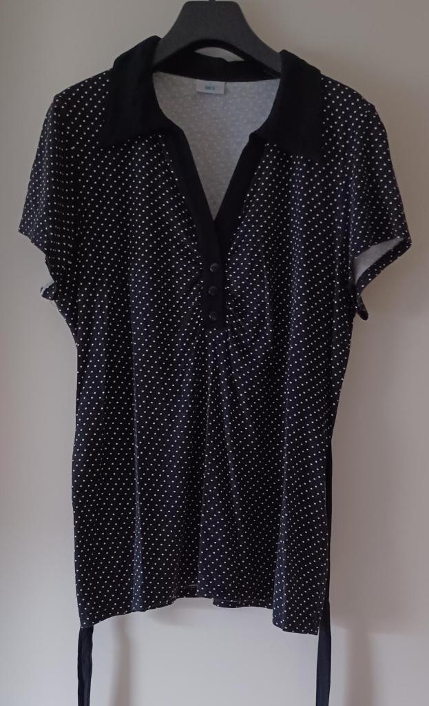 Dames - Shrits zwart met witte stippen, Zwart, Maat 42/44 (L), Ophalen of Verzenden, Korte mouw