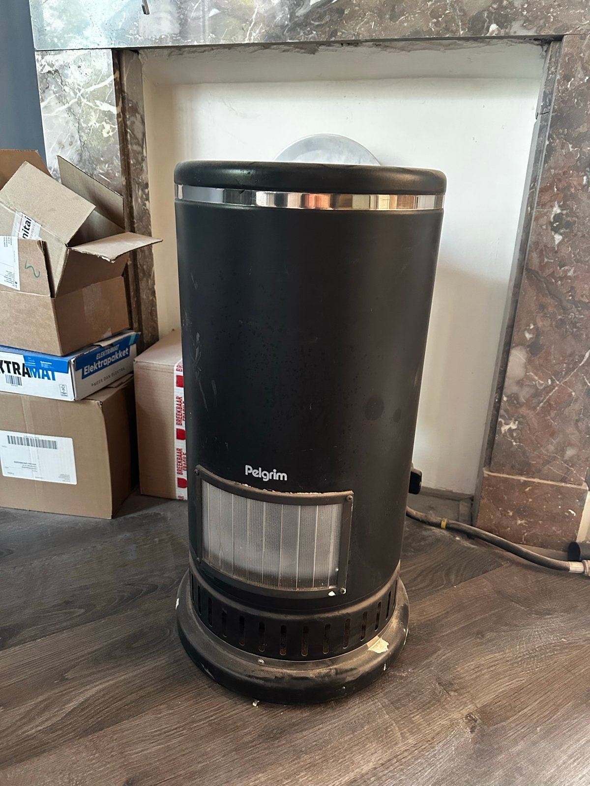 Pelgrim Bambino Gaskachel - Zwart, 6.4 KW, Ophalen, Gebruikt, Gas, Gevelkachel