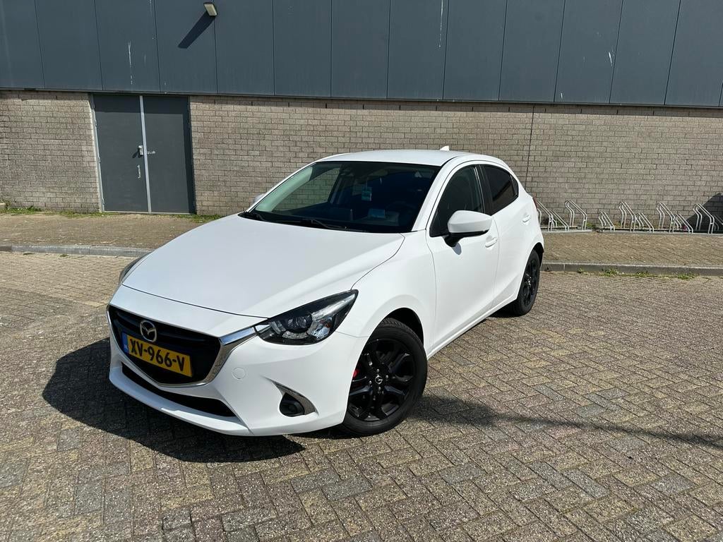 Mazda 2 1.5 Skyactiv-g  AUT 2019 Wit LAGE KILOMETERSTAND, Auto diversen, Ophalen of Verzenden, Zo goed als nieuw