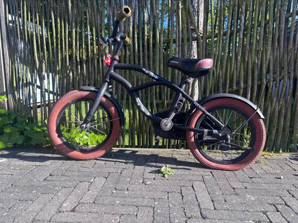 Stoere 14 inch kinderfiets - Zwart met bruine banden, Fietsen en Brommers, Ophalen of Verzenden, Gebruikt, Terugtraprem, Minder dan 16 inch