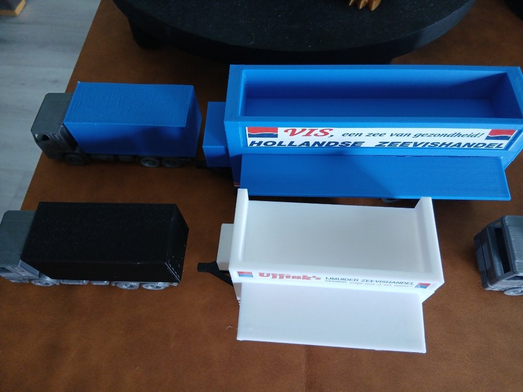 3 soorten Foodtrucks / VIS Verkoopwagens MINIATUUR, Ophalen of Verzenden, Nieuw, 1:32 tot 1:50