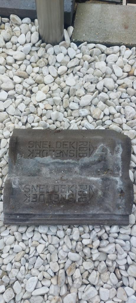 Gebruikte Sneldek dakpan - grijs, Doe-het-zelf en Verbouw, Dakpannen en Dakbedekking, Gebruikt, Steen of Klei, Ophalen of Verzenden