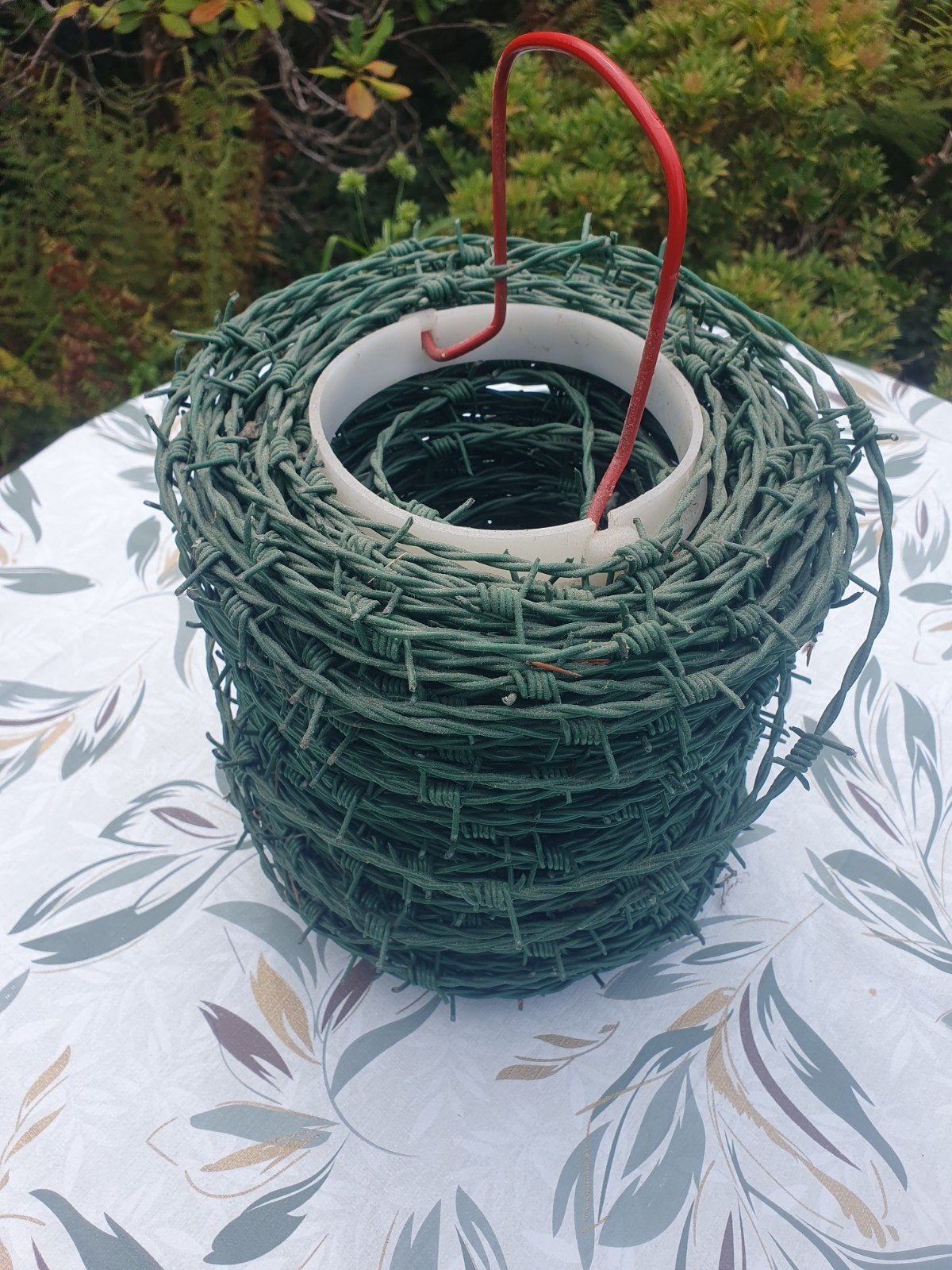Prikkeldraad op rol ~95m | 2mm dik | prikkel om de 10cm., Tuin en Terras, Tuinhekken en Hekwerk, Ophalen, Zo goed als nieuw, IJzer