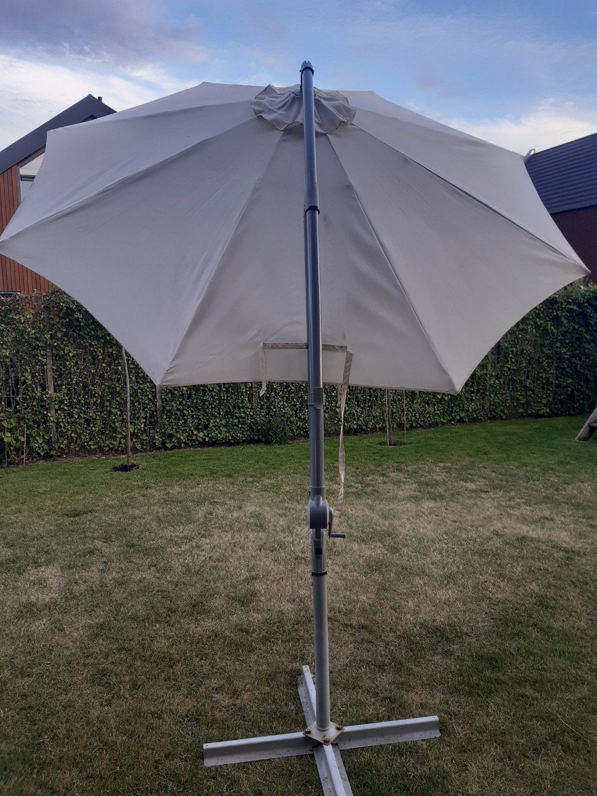 grote parasol, zweefparasol, Ophalen, Gebruikt