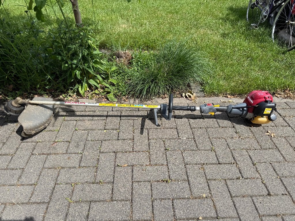 Honda bosmaaier, Ophalen, Gebruikt, 10 tot 30 cm, Benzine