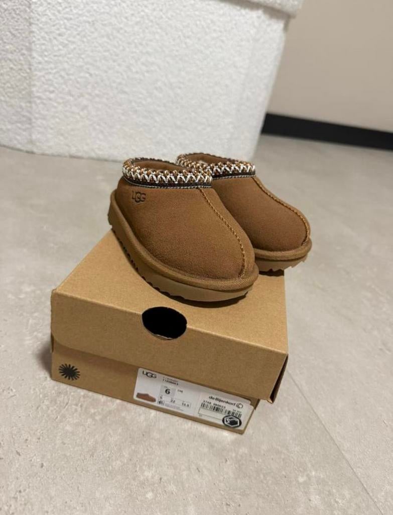 UGG tasman nieuw, Ophalen, Jongetje of Meisje, Laarsjes, Nieuw