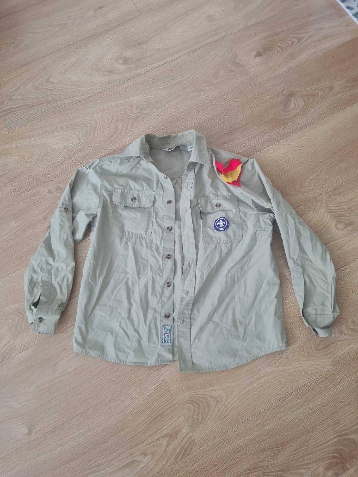 Scouting blouse maat 152 - Scoutfit, Verzamelen, Scouting, Ophalen of Verzenden, Gebruikt, Kleding