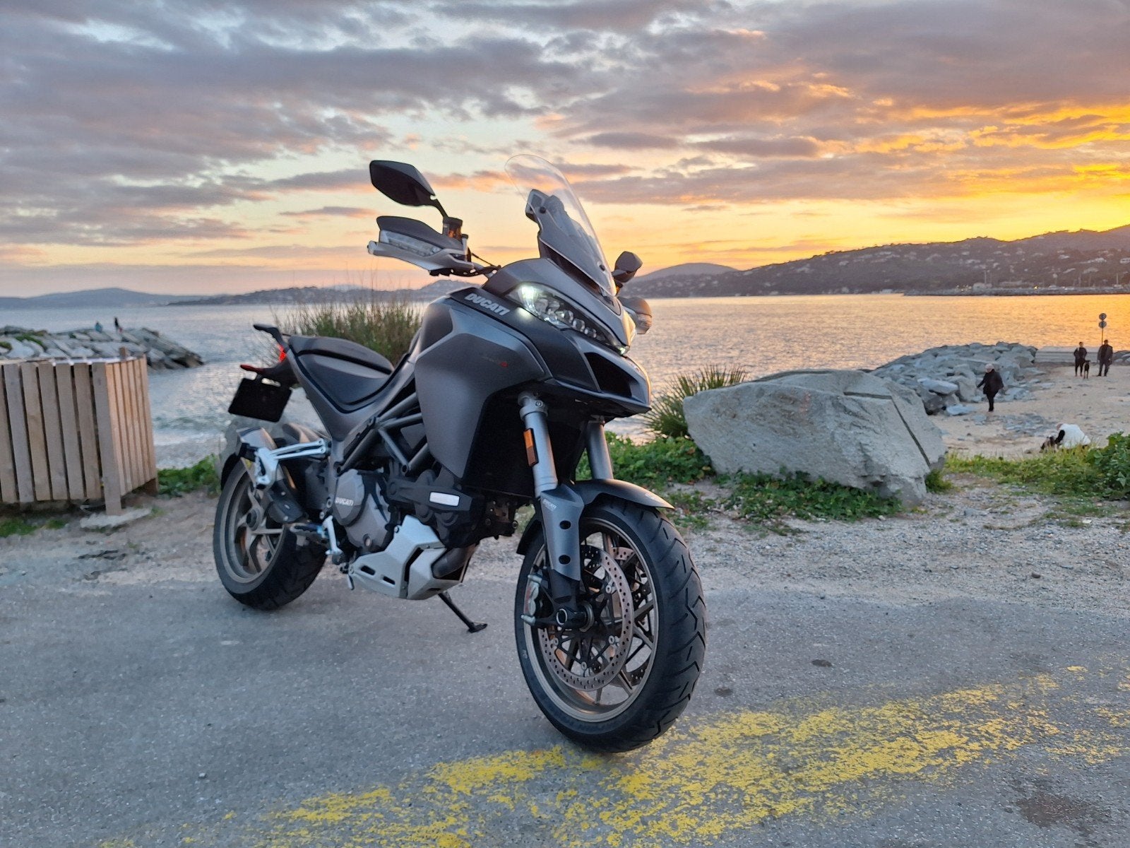 ducati multistada 1260s volledig akra systeem, Motoren, Motoren | Ducati, 2 cilinders, Traction Control, Toermotor, Meer dan 35 kW