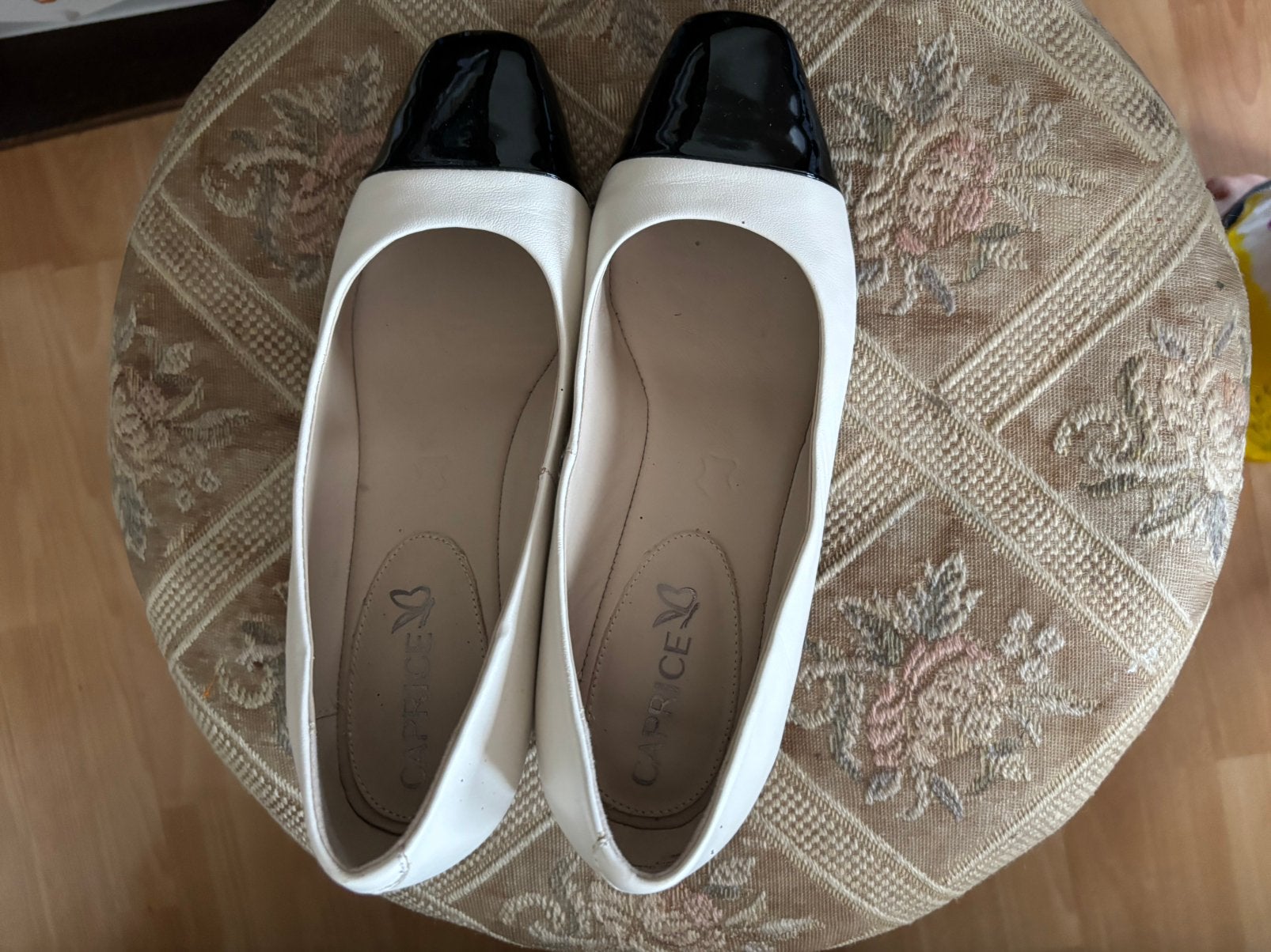Klassieke Dames lage pumps maat 39, Ophalen of Verzenden, Zo goed als nieuw, Zwart