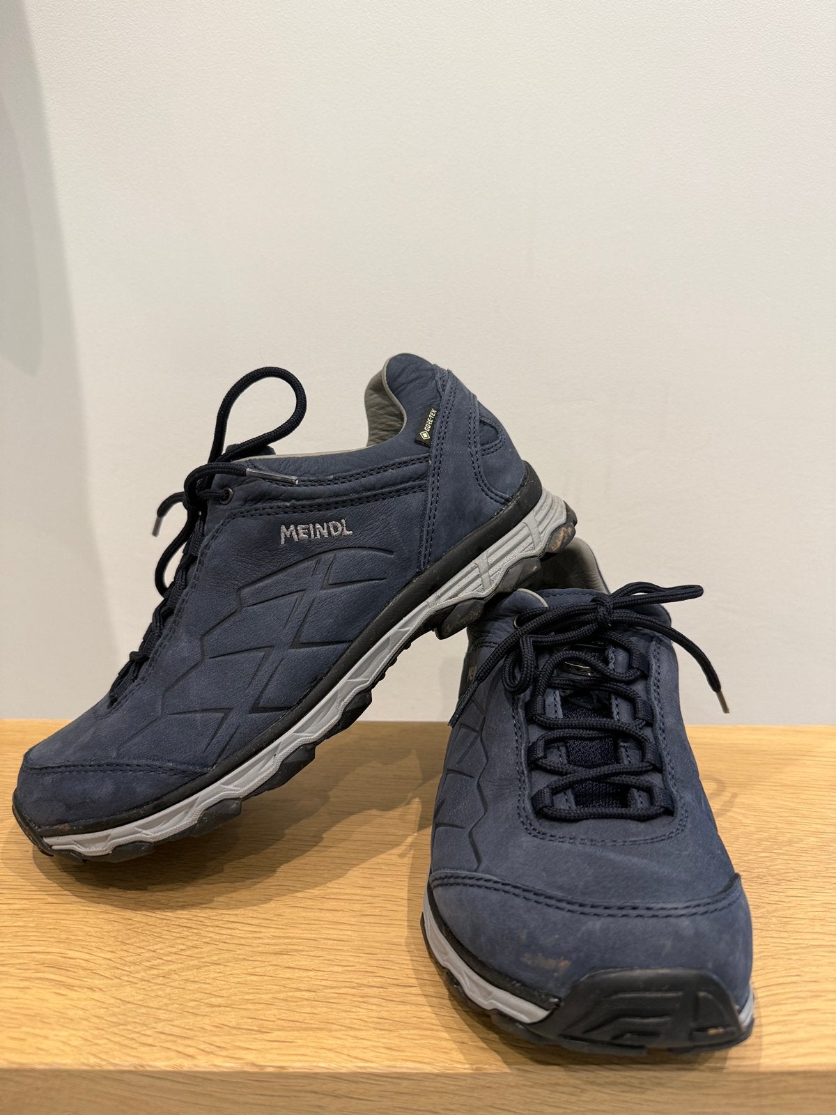Meindl Palermo Lady GTX Wandelschoenen – Maat 39,5, Ophalen of Verzenden, Zo goed als nieuw, Schoenen