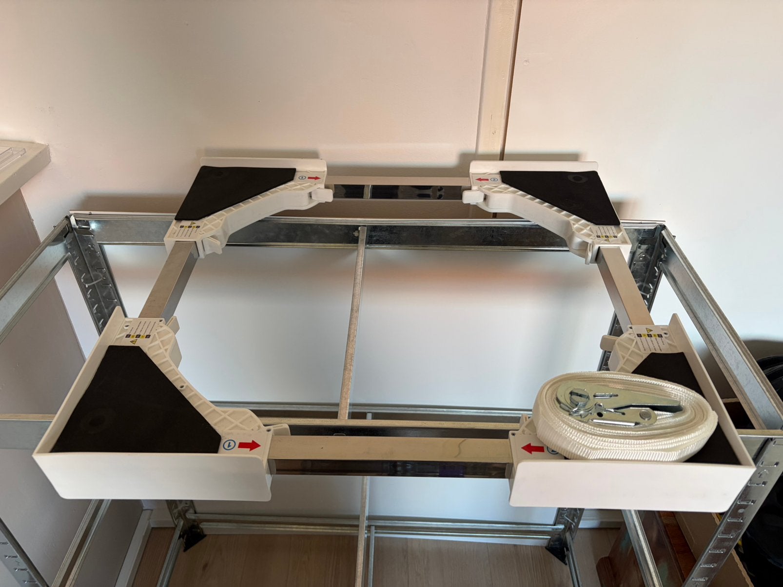 Nieuwe Wasmachine- droger stapelkit / stapelset / tussenstuk, Ophalen of Verzenden, Nieuw