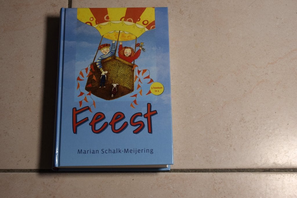 Omnibus Feest / Marian Schalk-Meijering AVI E3, Boeken, Ophalen of Verzenden, Zo goed als nieuw, Sprookjes