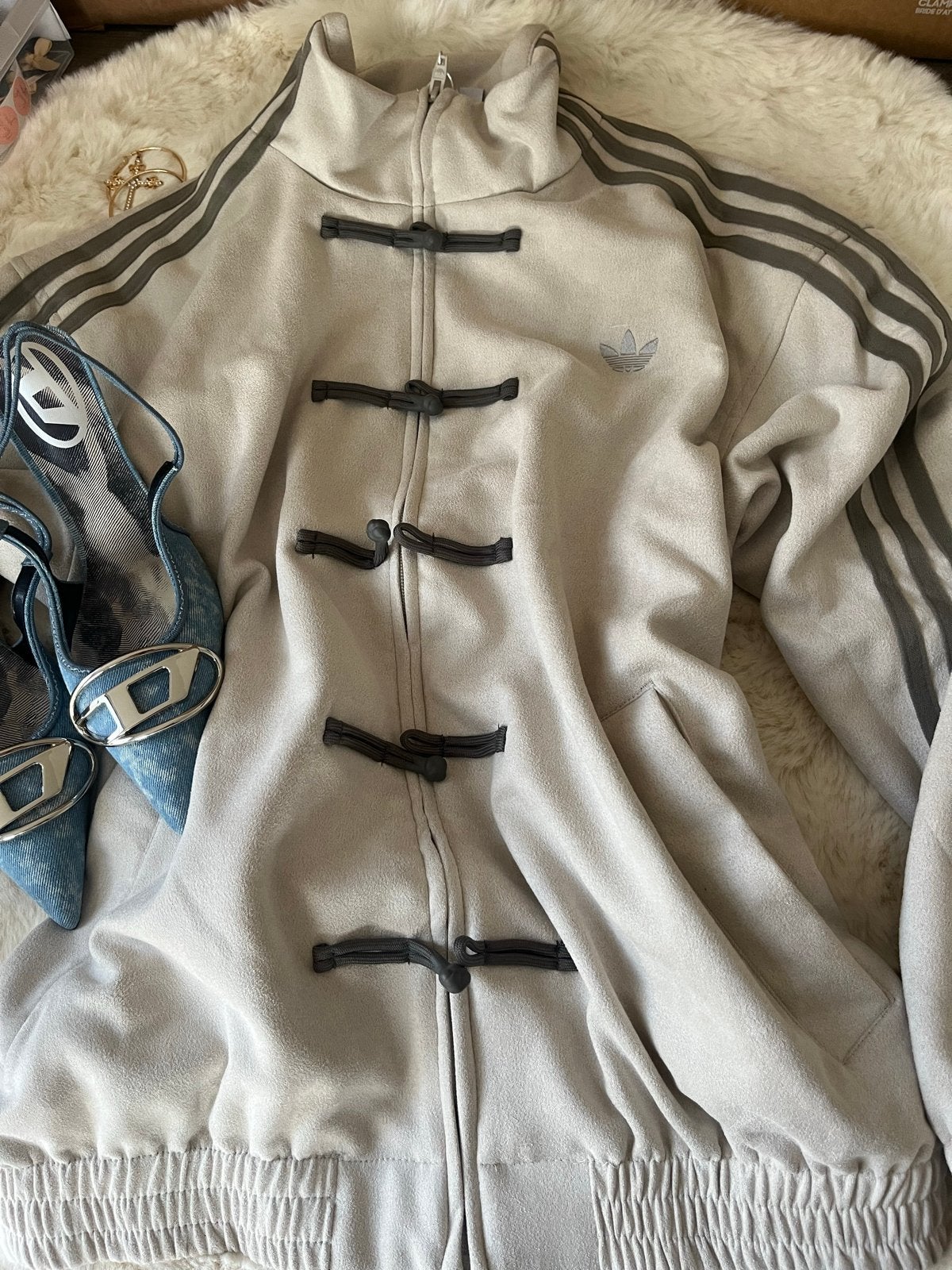 Adidas Fleece Jas met Chinese Sluitingen, Ophalen of Verzenden, Zo goed als nieuw, Maat 38/40 (M), Beige