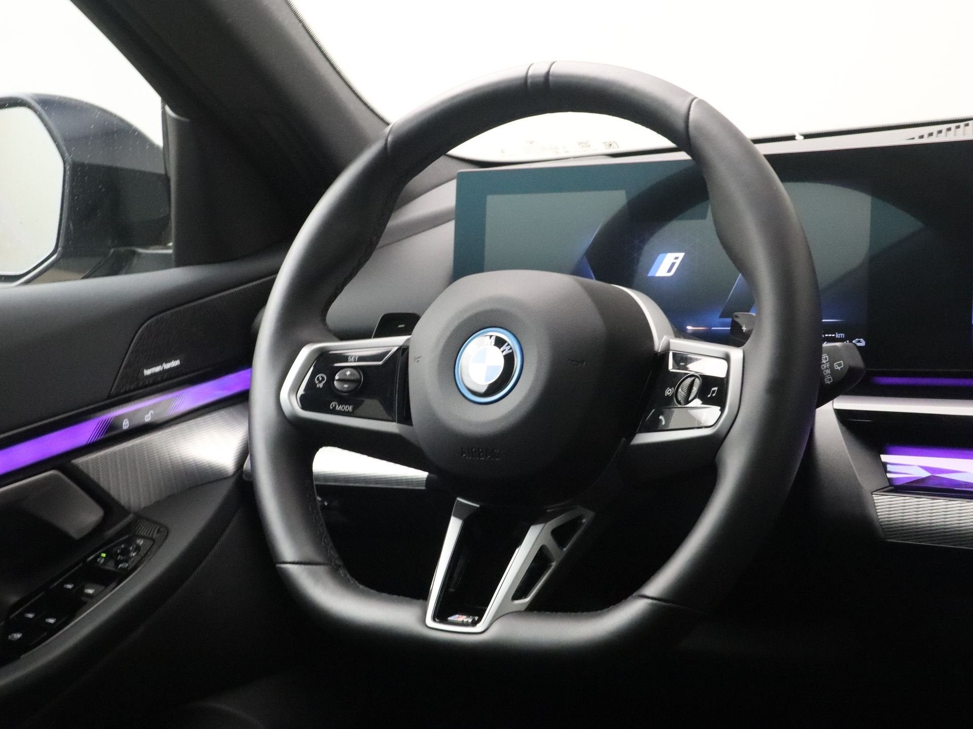 BMW 5 Serie 530e Touring M-Sport | Trekhaak | Panoramadak |, Auto's, Automaat, Achterwielaandrijving, 4 cilinders, Overige brandstoffen