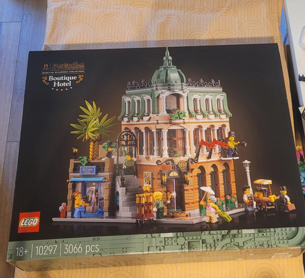 LEGO 10297 Boutique Hotel - Nieuw in doos, Ophalen of Verzenden, Nieuw, Overige merken