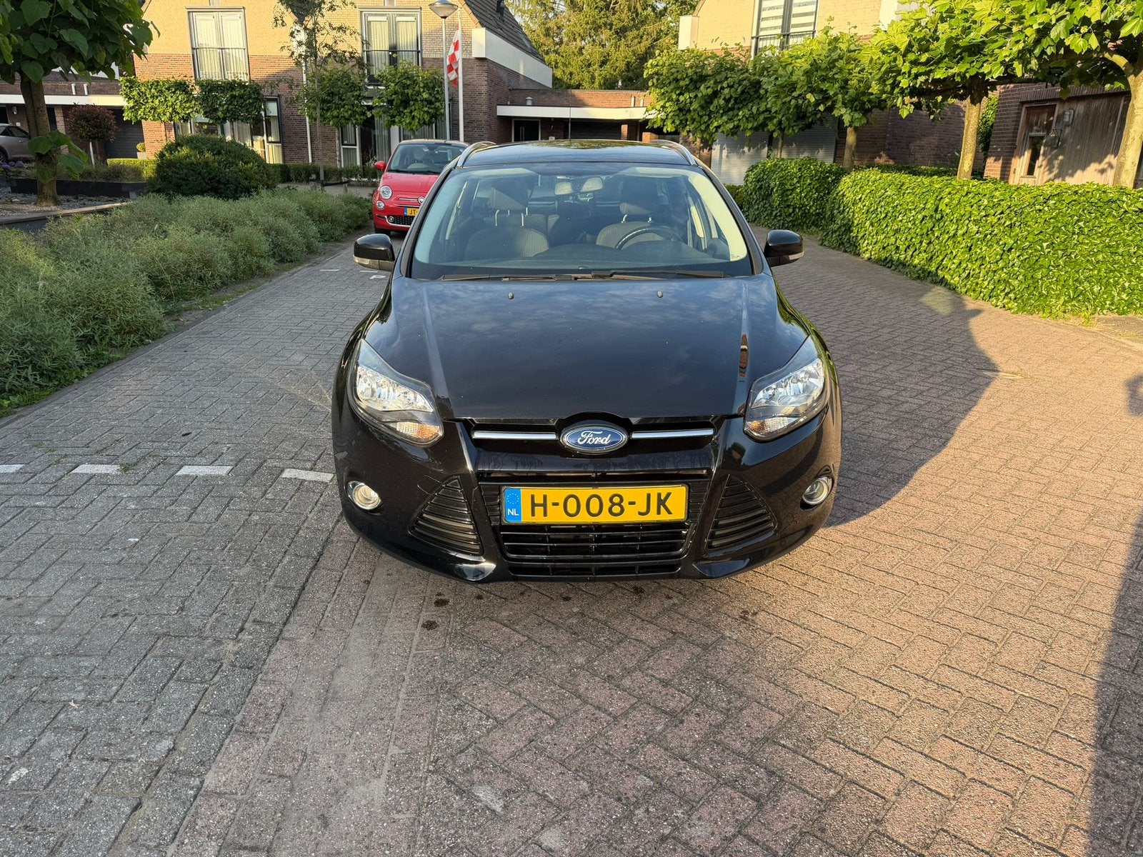 Ford Focus 1.0 Ecoboost 92KW Wagon 2012 Zwart, Auto's, Zwart, Zwart, Handgeschakeld, Particulier