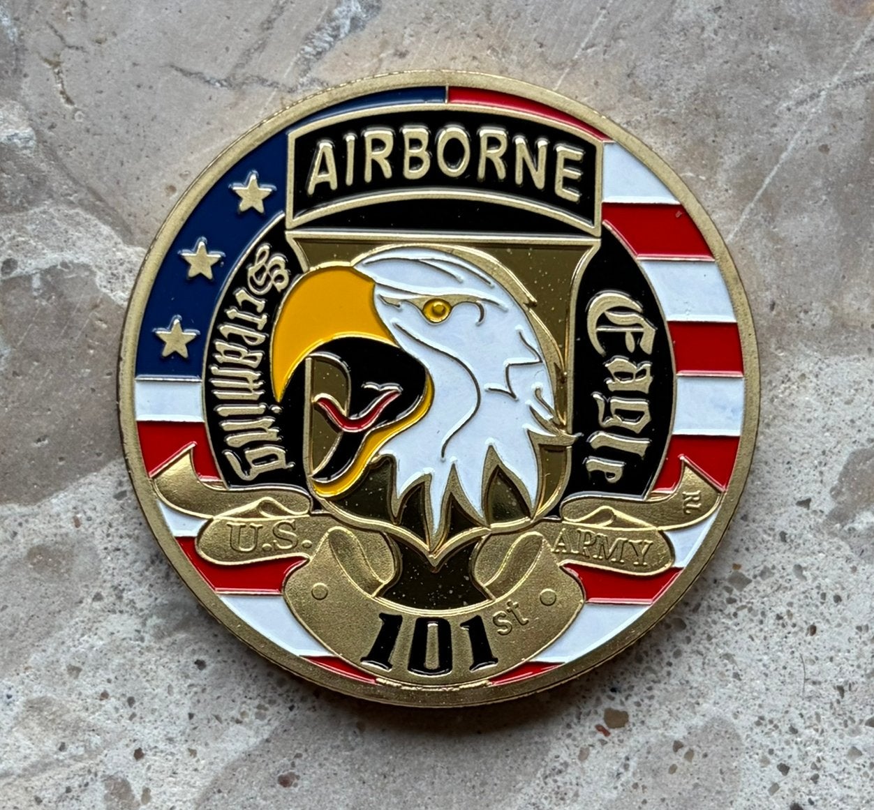 US Army 101st airborne division coin, Ophalen of Verzenden, Landmacht, Amerika, Embleem of Badge
