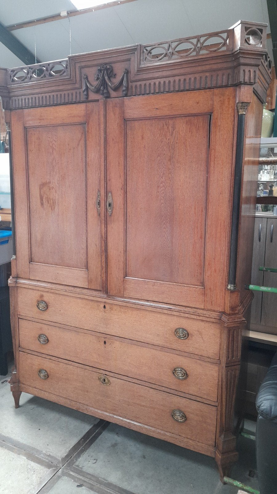 Antieke Eikenhouten Kabinetkast - ca. 200 jaar oud, Antiek en Kunst, Antiek | Meubels | Kasten, Ophalen