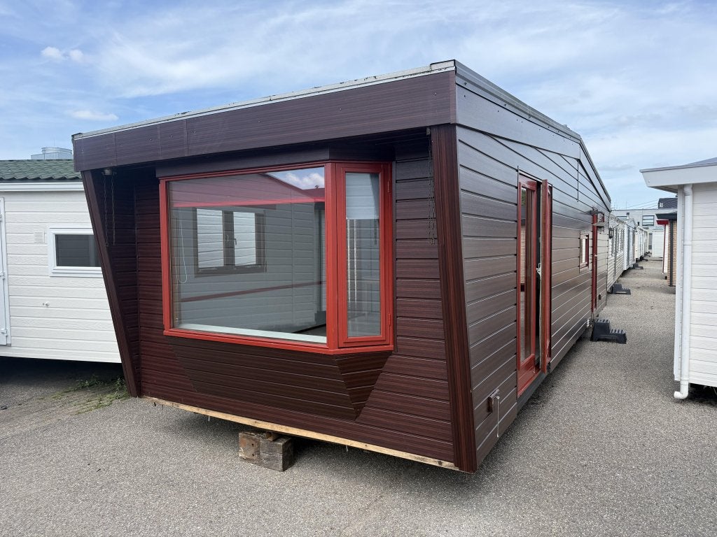 Saricar Chalet 11 x 3.70 m 2 Slp Winterhard, Niet ingevuld, Niet ingevuld, Niet ingevuld