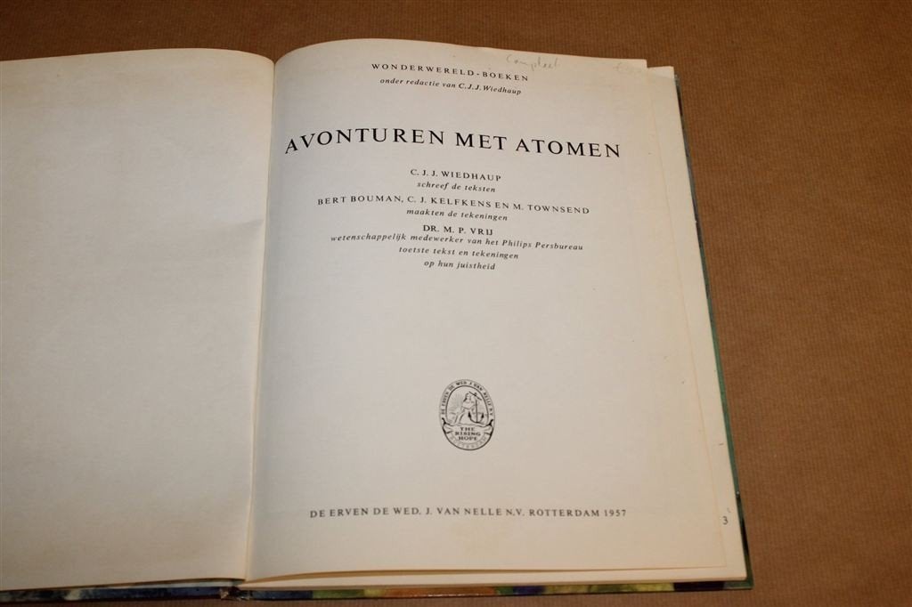 Avonturen met Atomen — Compleet Plaatjesalbum 1957, Ophalen of Verzenden, Gelezen