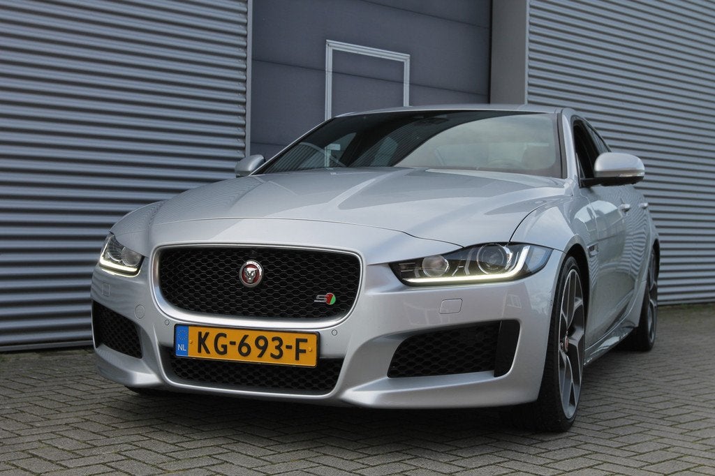 Jaguar XE 3.0 S I 340 PK I Aut. I Leder I Navi (bj 2015), Auto's, Jaguar, Automaat, Achterwielaandrijving, Gebruikt, Euro 6