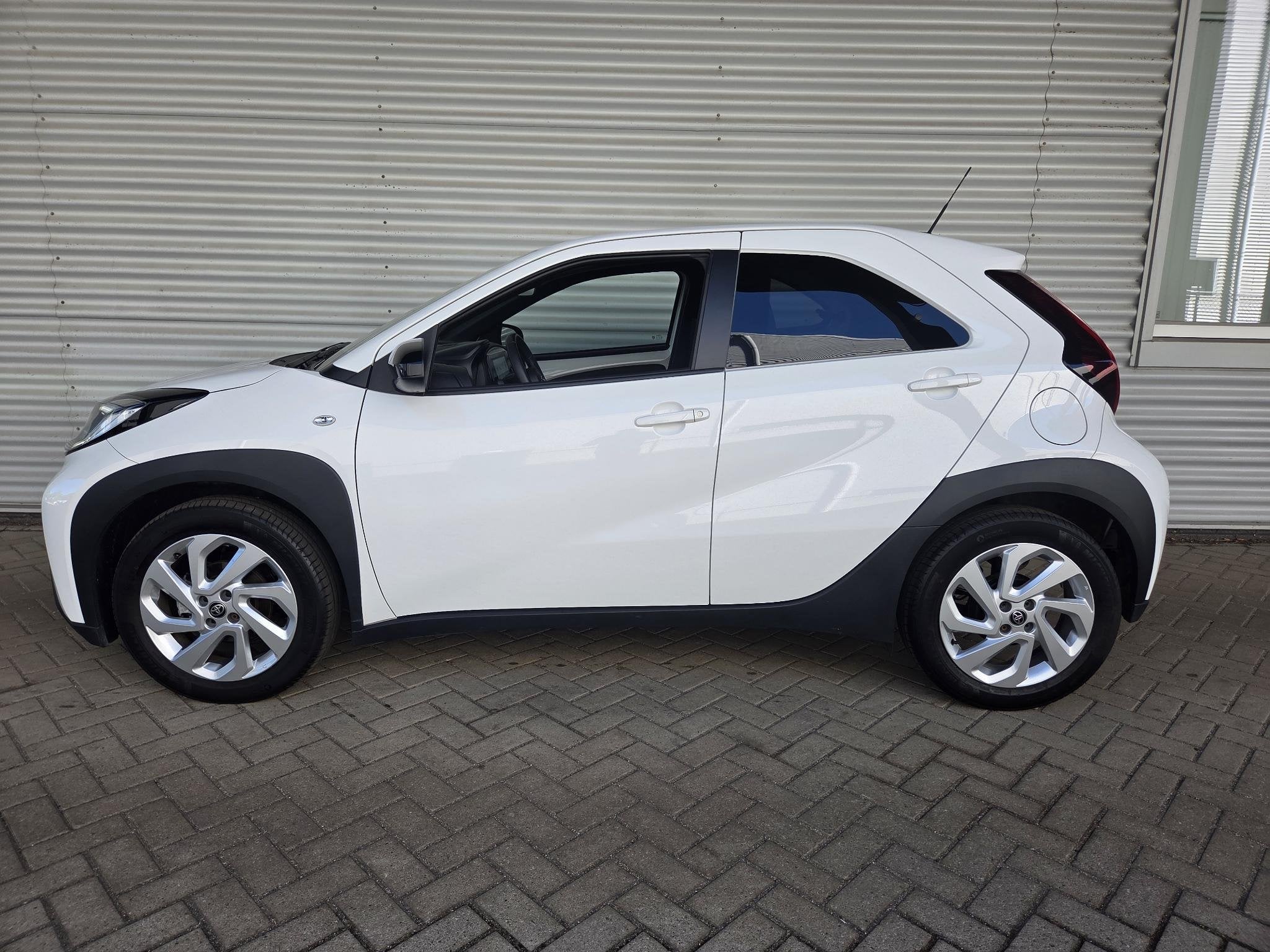 Toyota Aygo X, Voorwielaandrijving, Stof, Gebruikt, 4 stoelen