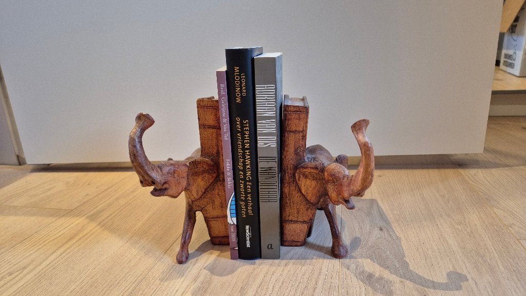 houten boekensteunen Olifant handgemaakt Afrika, Houtsnijwerk, Minder dan 20 cm, Ophalen of Verzenden, Hout