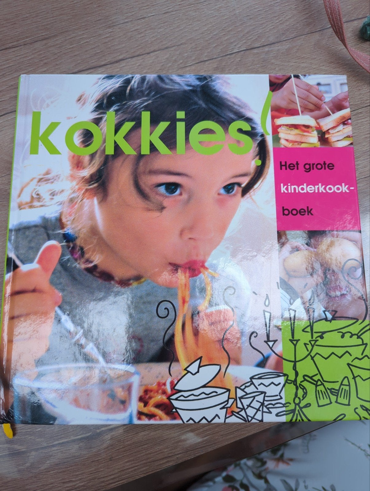 Kokkies! Het grote kinderkookboek - Leren koken voor kids, Ophalen of Verzenden, Zo goed als nieuw, Onbekend, Hoofdgerechten