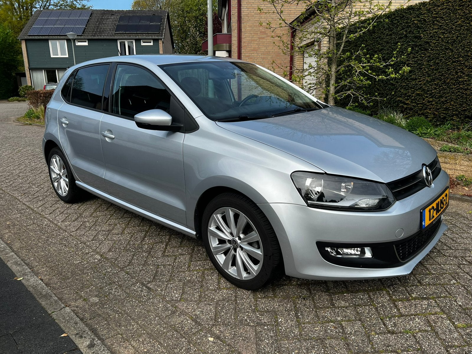 Volkswagen Polo 1.4 16V HIGHLINE Clima/Cruise/Pdc/Navi/NAP, 970 kg, 40 €/maand, 4 cilinders, Origineel Nederlands