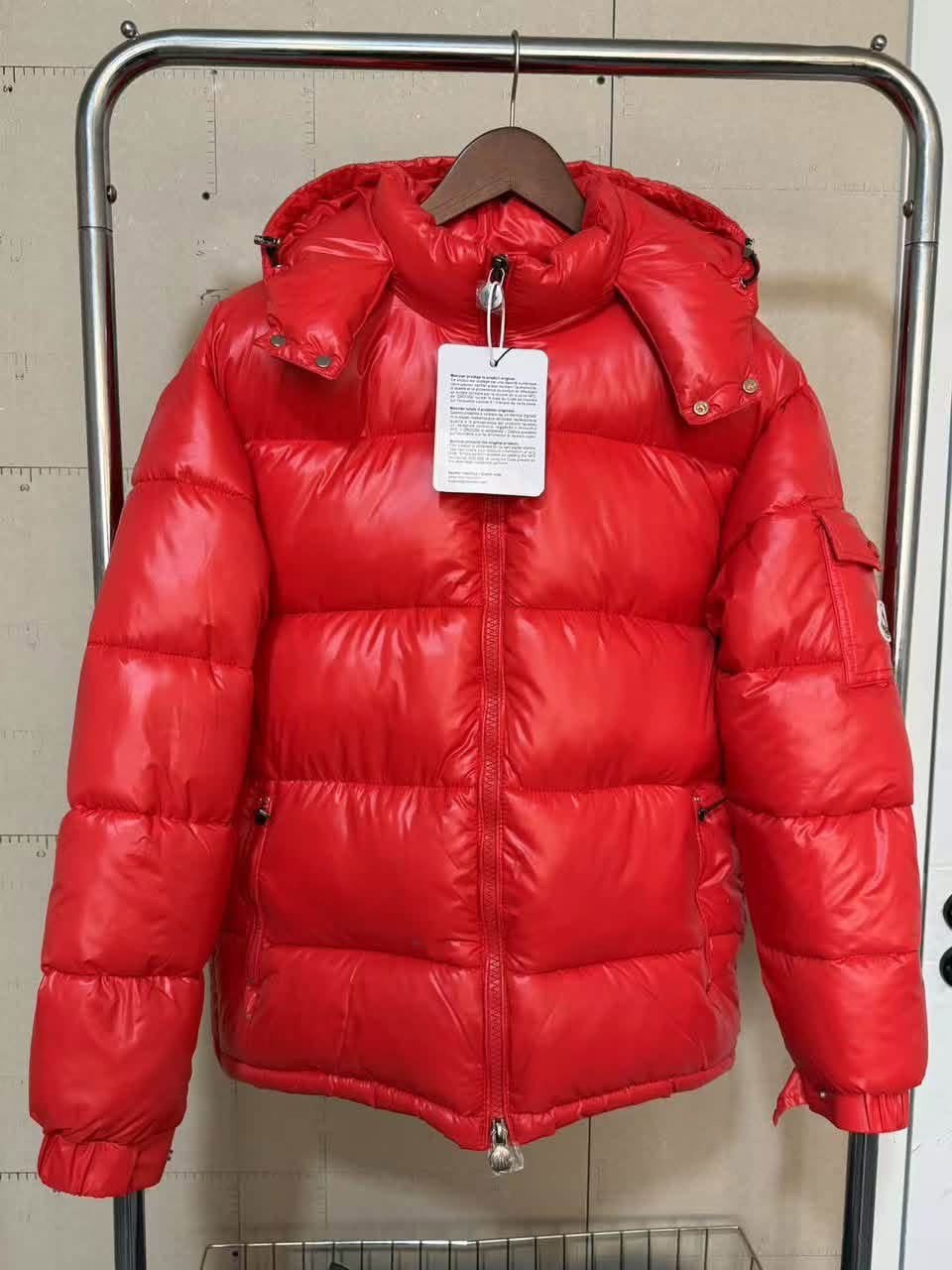 moncler maya rood winterjas xl, Kleding | Heren, Ophalen of Verzenden, Nieuw, Maat 56/58 (XL), Rood