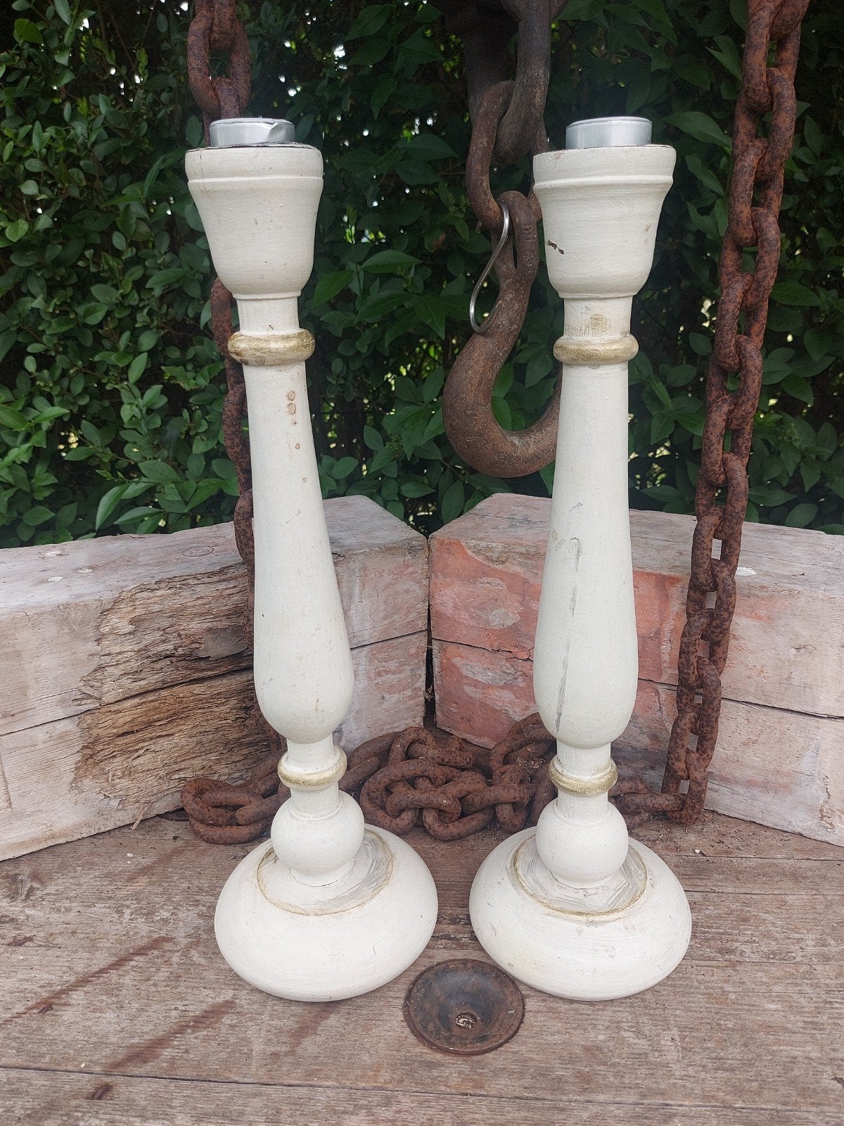 Set van 2 leuke houten tuin kandelaars, Ophalen of Verzenden, Gebruikt, Hout, 25 tot 50 cm