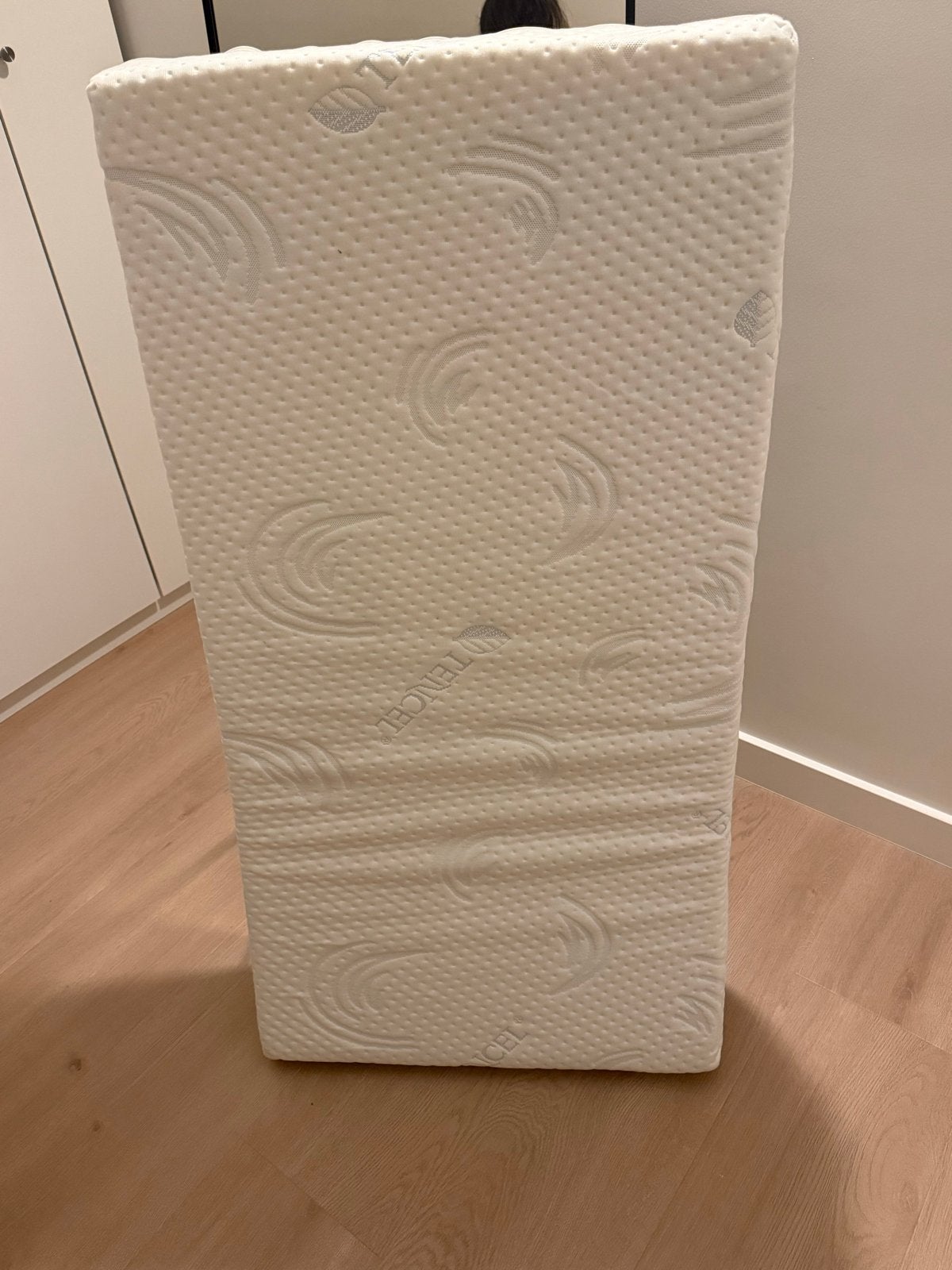Aerosleep babymatras 60x120 all season - Nieuwstaat, Ophalen, Zo goed als nieuw, Ledikant